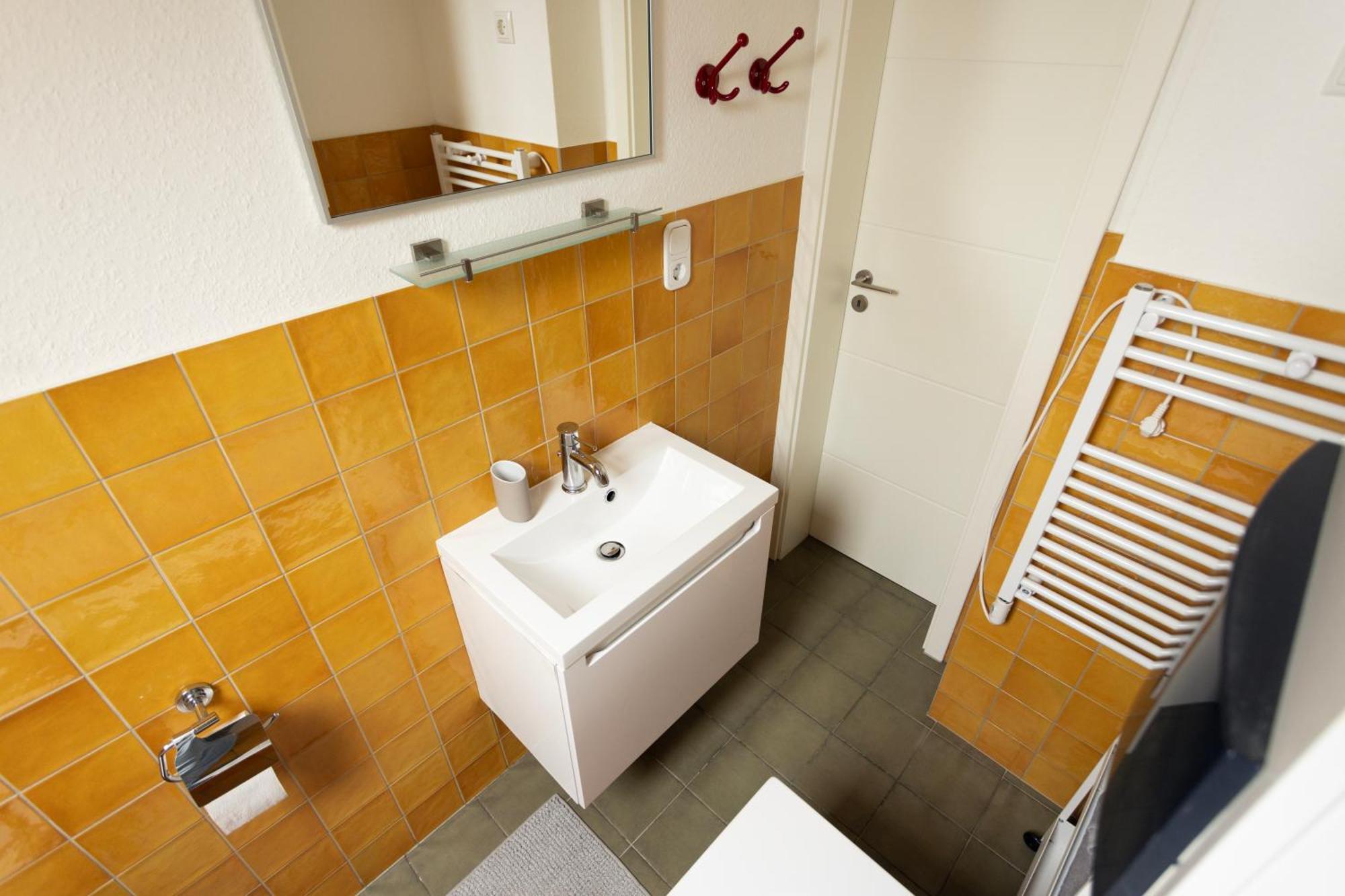 דירות דיסבורג Big Flat With Fresh Renovation, Free Parking, Sonyps, Netflix מראה חיצוני תמונה