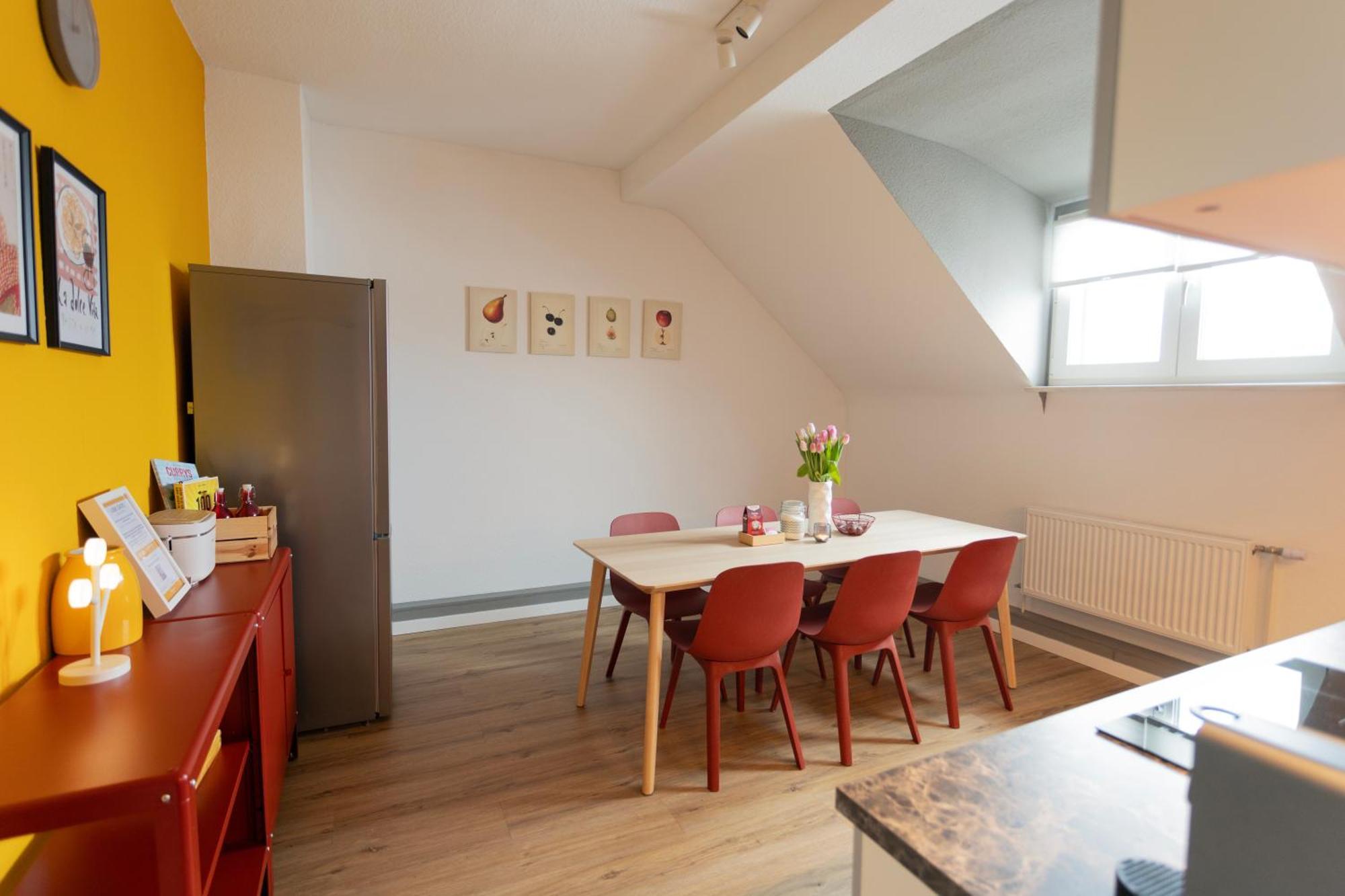 דירות דיסבורג Big Flat With Fresh Renovation, Free Parking, Sonyps, Netflix מראה חיצוני תמונה