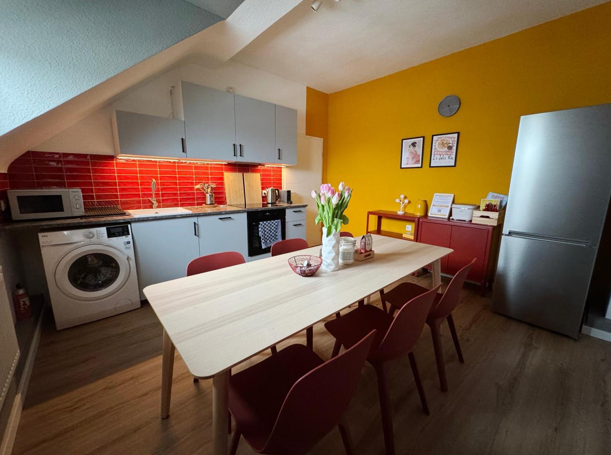 דירות דיסבורג Big Flat With Fresh Renovation, Free Parking, Sonyps, Netflix מראה חיצוני תמונה
