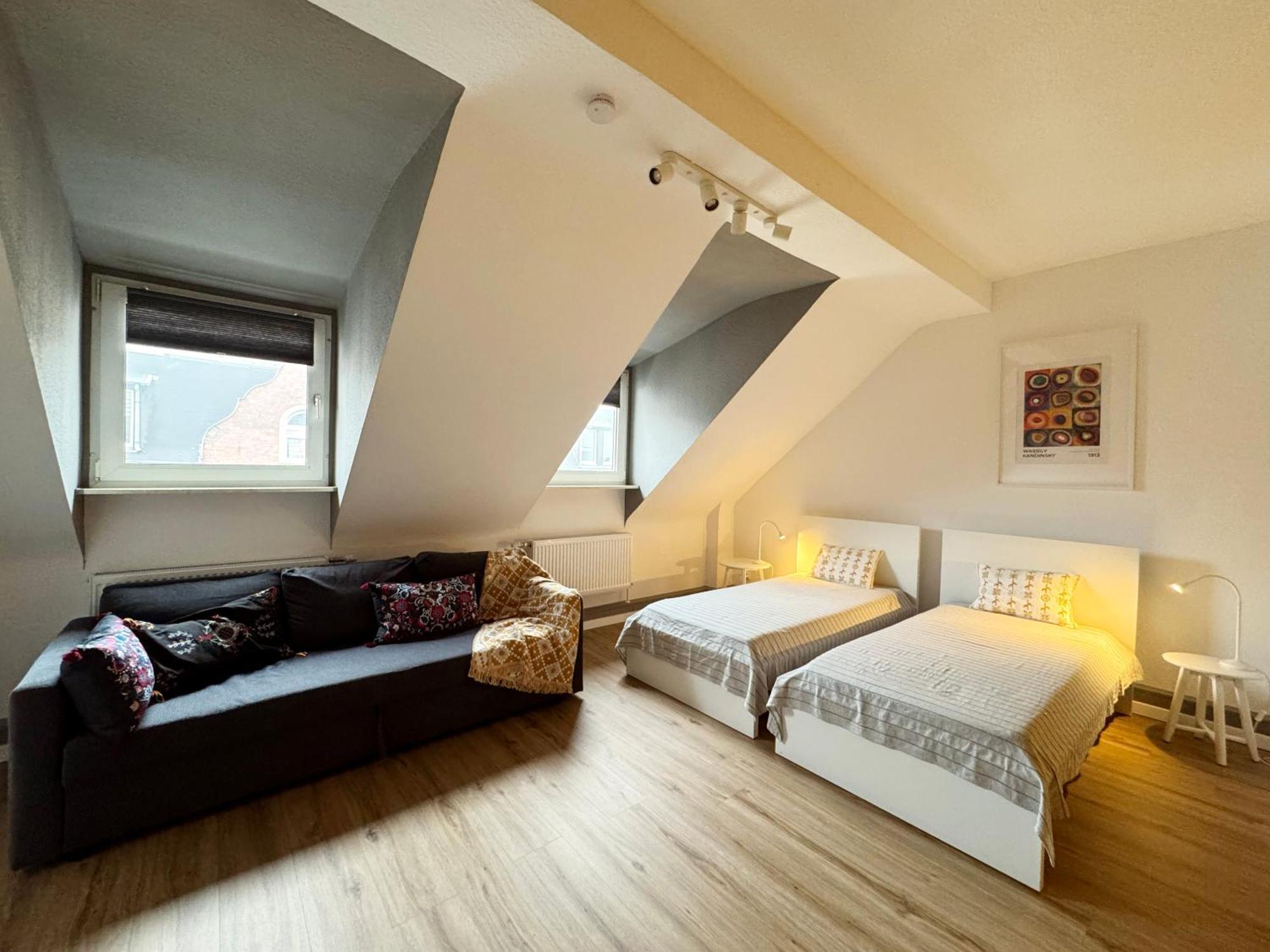דירות דיסבורג Big Flat With Fresh Renovation, Free Parking, Sonyps, Netflix מראה חיצוני תמונה